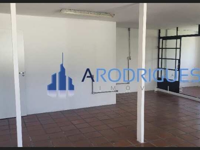 Prédio Monousuário no Itaim 450m² divididos em 03 Pavimentos