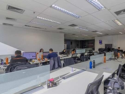 Sala Comercial e 4 banheiros para Alugar, 296 m² por R$ 21.000,00/Mês