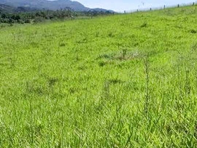 Terreno em Arujá com ótimo acesso