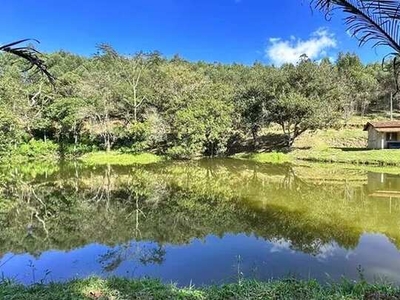 Vende-se lotes com vista para lago verde