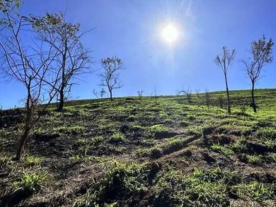 VENDO 500m² EM CONDOMINIO DE CHÁCARAS, RICO EM AREA VERDE E COM VISTA PARA O LAGO