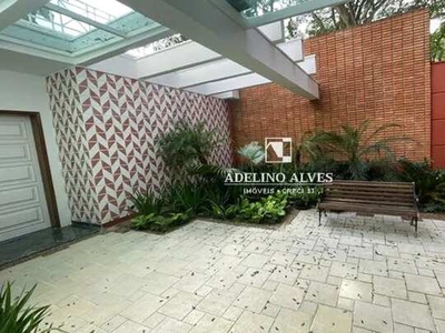 Vila Nova Conceição, reformada, 3 suites, jardim, piscina