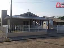 Casa à venda no bairro Cascata Vermelha em Jaguaruna