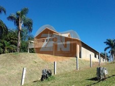 Casa à venda no bairro Jardim Mirante em Águas de Lindóia