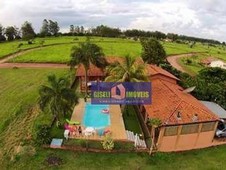 Casa à venda no bairro Jardim São Pedro em Águas de Santa Bárbara