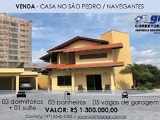 Casa à venda no bairro São Pedro em Navegantes