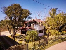 Casa em condomínio à venda no bairro Arroio em Imbituba