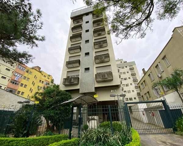 3 dormitórios na Avenida Coronel Lucas De Oliveira