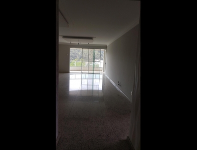 Apartamento no Bairro Jardim Blumenau em Blumenau com 3 Dormitórios (3 suítes) e 200.13 m²