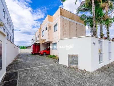 Casa à venda no bairro Velha Central em Blumenau