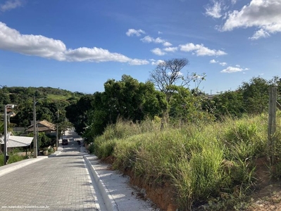 Terreno à venda no bairro Caixa D'água (Bacaxá) em Saquarema