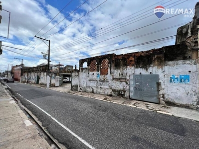 Terreno à venda no bairro Campina em Belém
