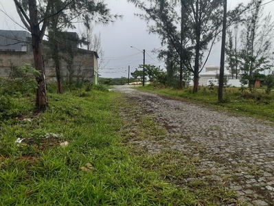 Terreno em condomínio à venda no bairro Residencial Rio das Ostras em Rio das Ostras