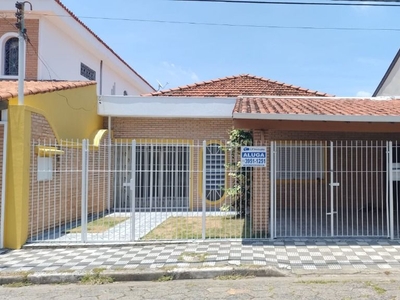 Casa em Centro, Jacareí/SP de 106m² 3 quartos para locação R$ 2.300,00/mes