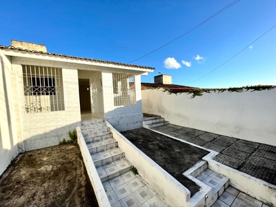 Casa em Cidade Alta, Caruaru/PE de 200m² 2 quartos à venda por R$ 269.000,00