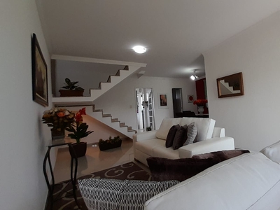 Casa em Cotiara, Barra Mansa/RJ de 145m² 3 quartos à venda por R$ 989.000,00