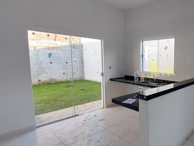 Casa em Jardim do Vale II, Guaratinguetá/SP de 50m² 2 quartos à venda por R$ 269.000,00