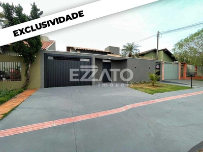 Casa em Jardim Tropical, Dourados/MS de 250m² 3 quartos à venda por R$ 889.000,00