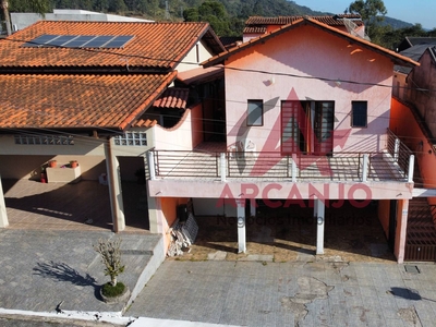 Casa em Mantiqueira, Mairiporã/SP de 130m² 4 quartos à venda por R$ 649.000,00