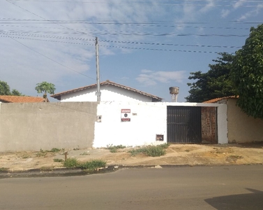 Casa em Nova Goianira, Goianira/GO de 112m² 3 quartos à venda por R$ 159.000,00