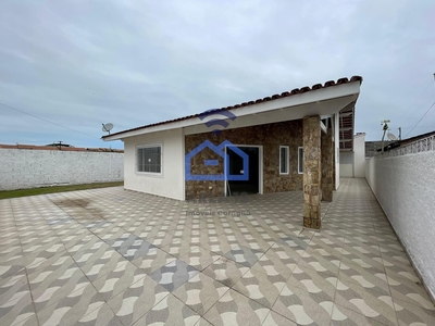 Casa em Pontal de Santa Marina, Caraguatatuba/SP de 180m² 4 quartos à venda por R$ 649.000,00