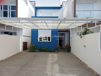 Casa em Ribeirão da Ilha, Florianópolis/SC de 119m² 2 quartos à venda por R$ 829.000,00