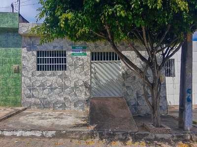 Casa em Salgado, Caruaru/PE de 120m² à venda por R$ 195.000,00