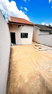 Casa em Setor Samarah, Trindade/GO de 80m² 2 quartos à venda por R$ 161.000,00