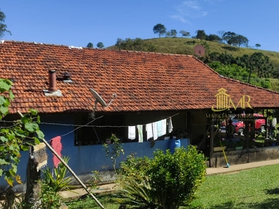 Fazenda em Centro, Lorena/SP de 10m² 3 quartos à venda por R$ 599.000,00