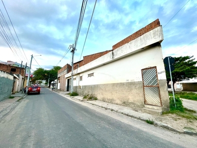 Galpão em Salgado, Caruaru/PE de 366m² à venda por R$ 584.000,00