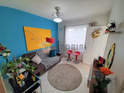 Sobrado em Martim de Sá, Caraguatatuba/SP de 102m² 2 quartos à venda por R$ 379.000,00