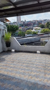 Sobrado em Parque Pinheiros, Taboão da Serra/SP de 70m² 2 quartos à venda por R$ 419.000,00