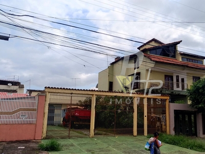 Sobrado em Taguatinga Norte (Taguatinga), Brasília/DF de 350m² 6 quartos à venda por R$ 890.000,00 ou para locação R$ 5.900,00/mes