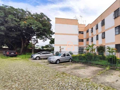 Apartamento com 2 quartos para alugar no bairro Alípio de Melo, 50m²