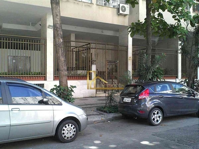 Apartamento com 3 quartos à venda no bairro Copacabana, 105m²
