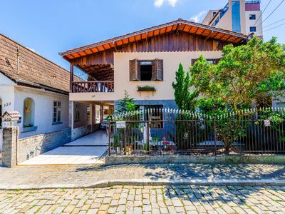 Casa em Garcia, Blumenau/SC de 250m² 3 quartos à venda por R$ 698.000,00