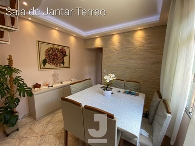 Casa em Jardim Alvinópolis, Atibaia/SP de 166m² 4 quartos à venda por R$ 764.000,00