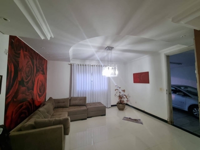 Casa em Jardim Ana Paula, Anápolis/GO de 260m² 3 quartos à venda por R$ 589.000,00