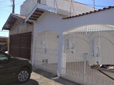 Casa em Nova Pompéia, Piracicaba/SP de 136m² 4 quartos para locação R$ 2.800,00/mes