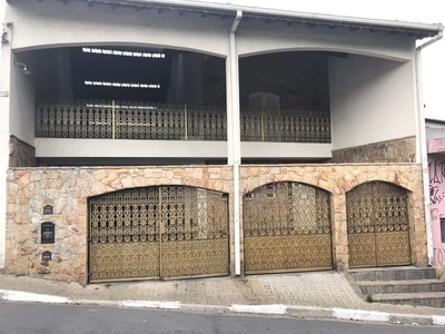 Sobrado em Vila Amélia, Poá/SP de 361m² 3 quartos à venda por R$ 550.000,00 ou para locação R$ 2.800,00/mes