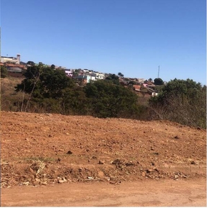 Terreno em Polocentro l, Anápolis/GO de 1400m² à venda por R$ 119.000,00