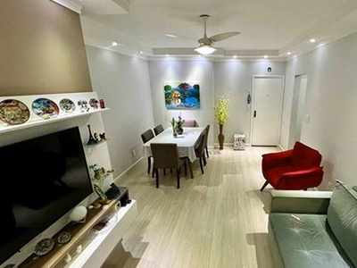 Apartamento reformado para venda em Santos