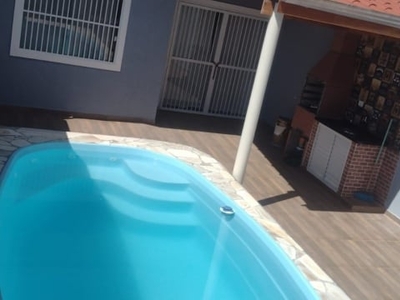 Casa com piscina para alugar, no balneário de ipanema em pontal do paraná-pr