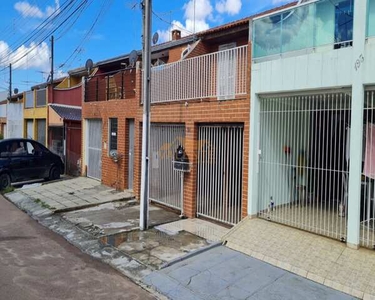 OPORTUNIDADE Sobrado com 3 dormitórios à venda, por R$ 329.900,00 - Fazendinha - Curitiba
