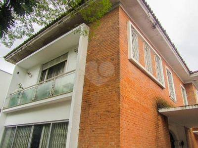 Casa com 4 quartos à venda ou para alugar em Jardim Paulista - SP
