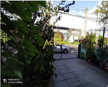 ACHEI IMOB vende Casa 74m², com 2 dormitórios, no Bairro Hípica