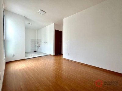 Apartamento com 2 dormitórios para alugar, 42 m² por R$ 1.100/mês - Indianópolis - Caruaru