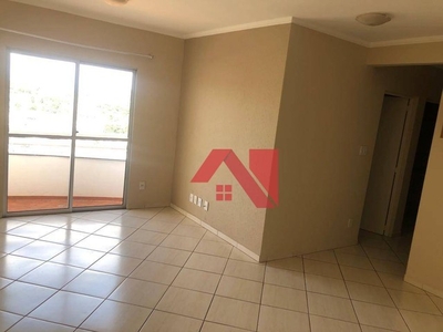 Apartamento com 3 dormitórios para alugar, 75 m² por R$ 2.100,00/mês - Jardim Centenário -