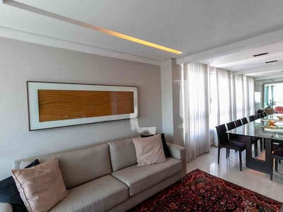 Apartamento com 5 quartos à venda no bairro Lourdes, 230m²