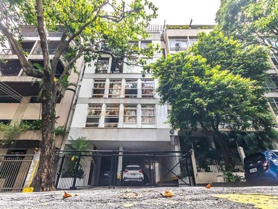 Apartamento Copacabana Reformado e Mobiliado 80m² 2 Quartos 1 Banheiro Social Completo Com